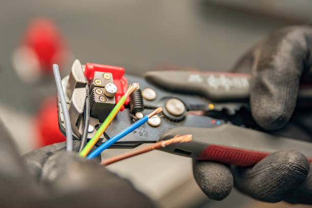 Best Circuit Breaker Repair  in Wading River, NY